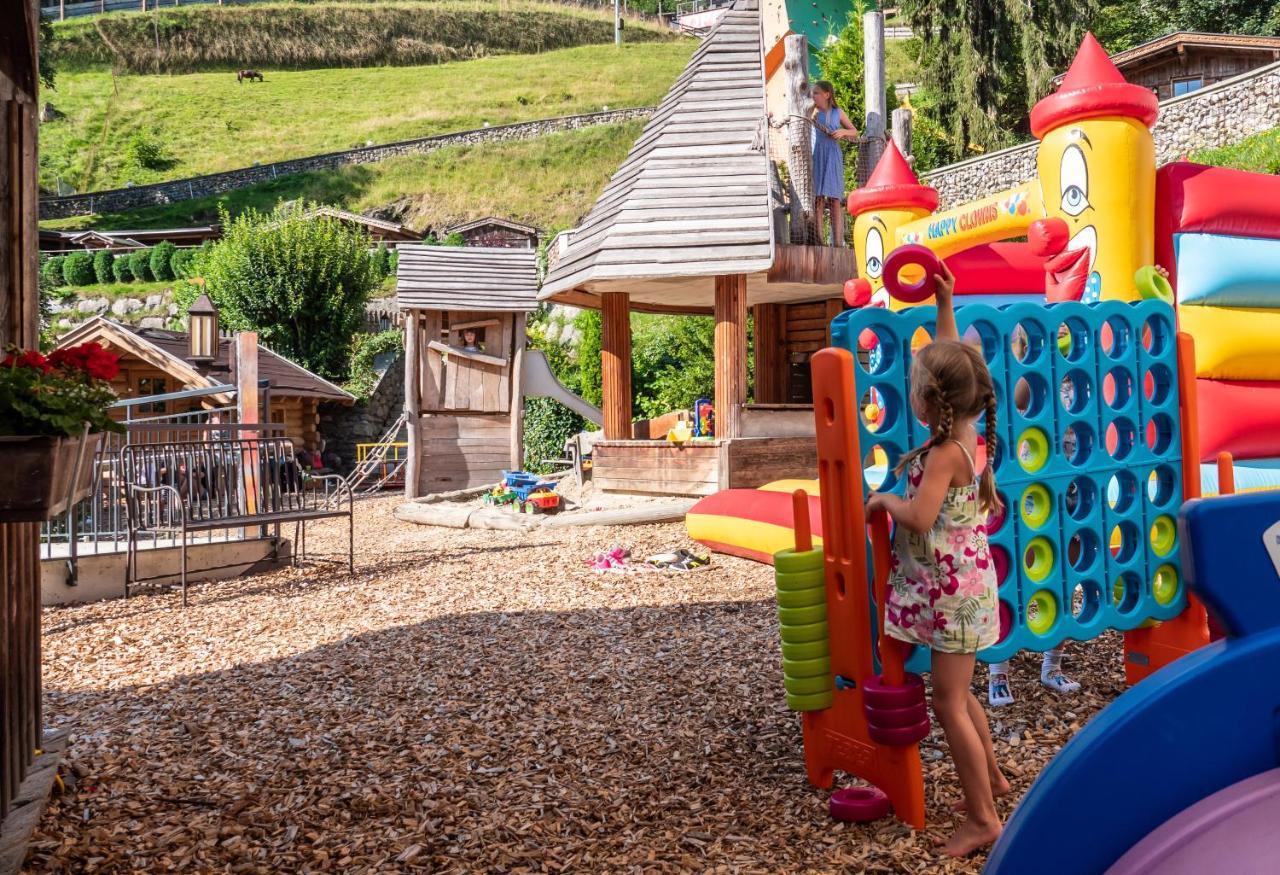 Alpin Family Resort Seetal Kaltenbach Exteriör bild