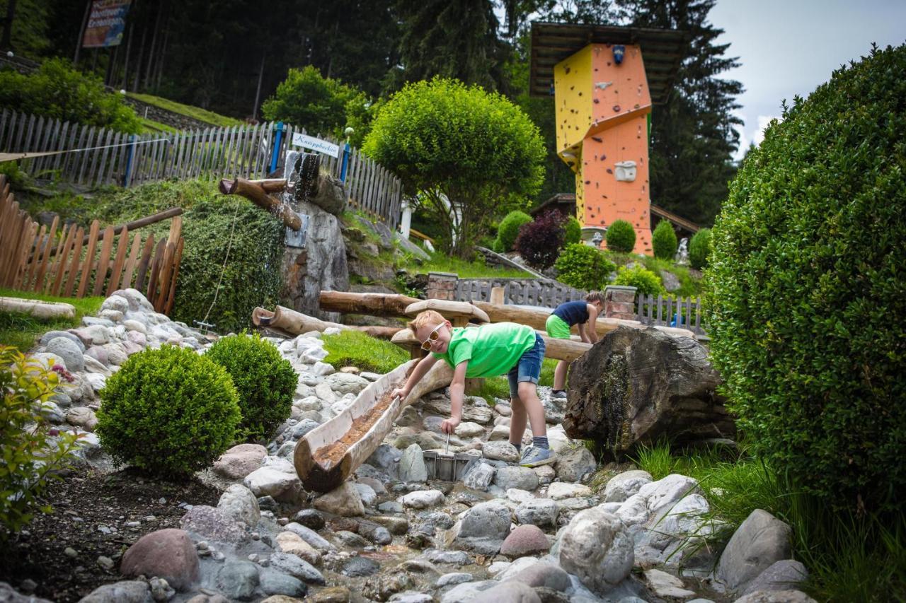 Alpin Family Resort Seetal Kaltenbach Exteriör bild